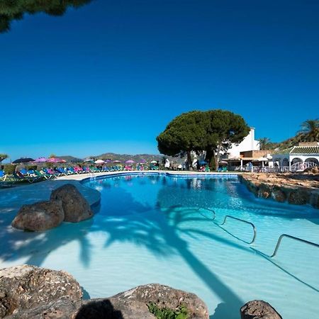 Lovely 2 Bedroom In Capuchinos, San Juan De Capistrano, Nerja Exterior photo